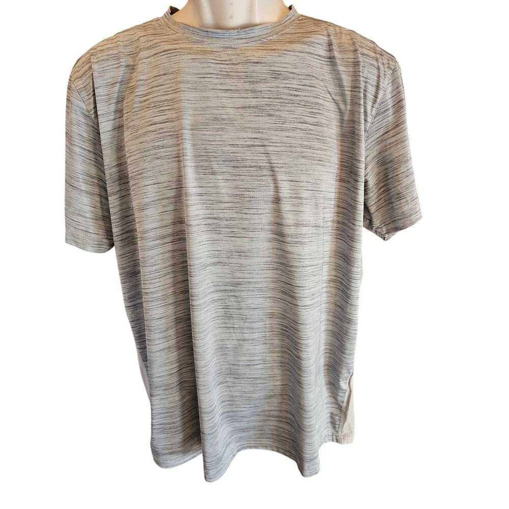 Under armour mens running shirt size L grey vented lightweight active gym top ^